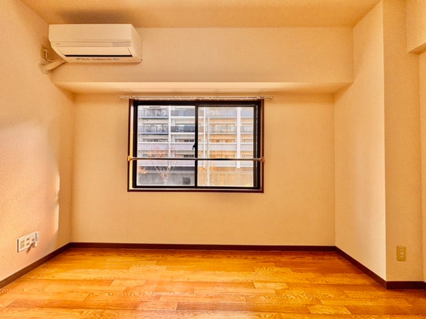 居室 トラディショナル杉本