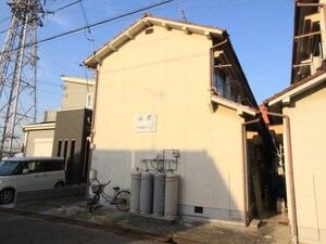 高荘  B棟