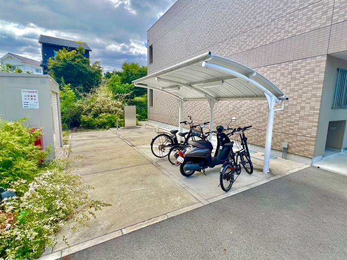 駐輪場 グランドフィルコース