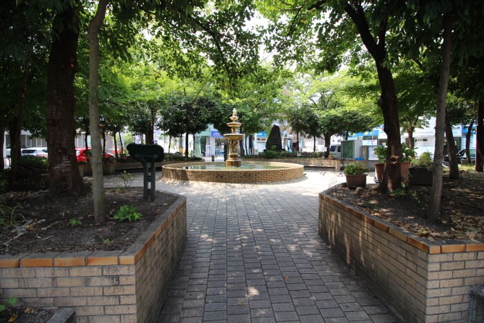 第一噴水(公園)まで428m シェトワ千里山