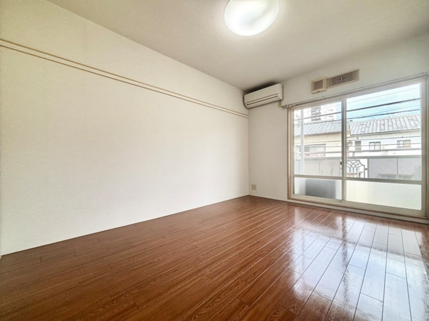 居室 ヴィラ プリムローズ