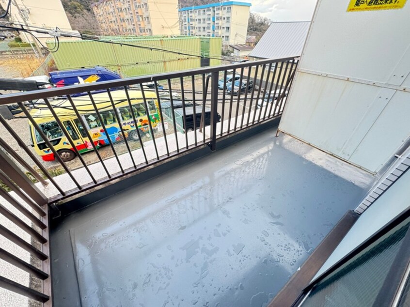 ベランダ・バルコニー メゾン・アン・ブラン