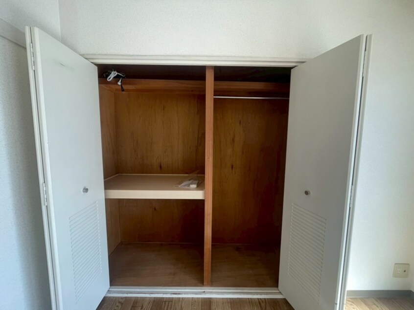 収納 メゾンドソレイユ