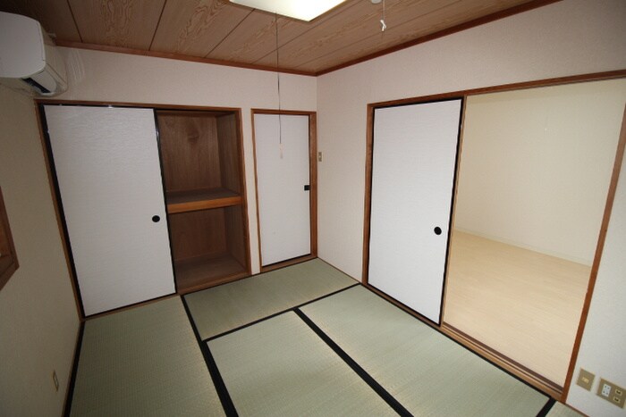 居室 エスカーラ北山