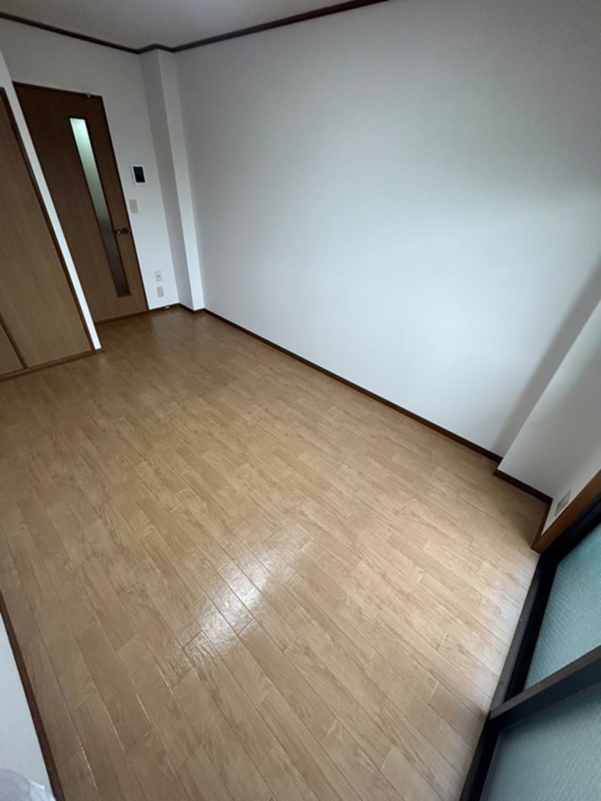 居室 シャングリ・ラ