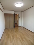 居室 シャングリ・ラ