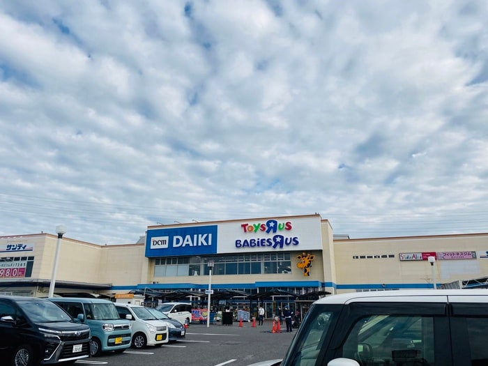 トイザらス(ショッピングセンター/アウトレットモール)まで885m ドミールタチバナ和泉橋本