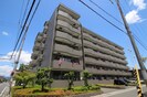 ファミ－ル若園の外観