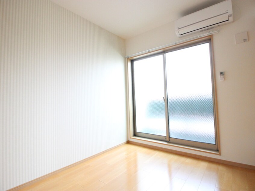居室 F maison SQUARE Ⅰ番館
