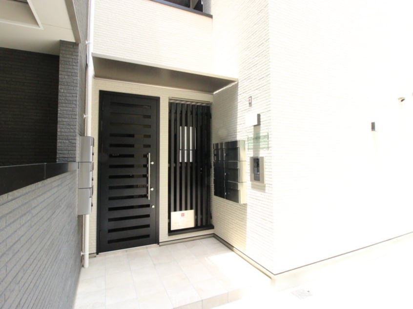 エントランス部分 F maison SQUARE Ⅰ番館