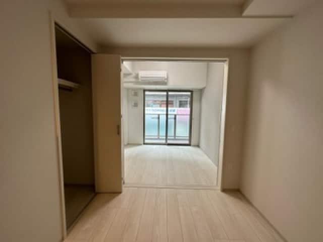 居室 ｴﾚｶﾞﾝﾄﾚｼﾞﾃﾞﾝｽyodogawa