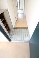 玄関 ダンディライオン宝塚Ⅱ