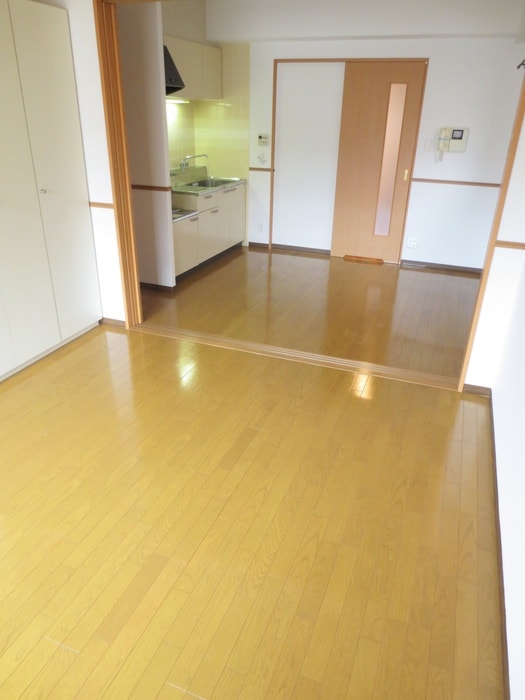 居室 ＡＬＢＡ烏丸御池