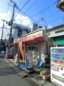 デイリーヤマザキ(スーパー)まで411m ステラウッド道明寺Ⅱ