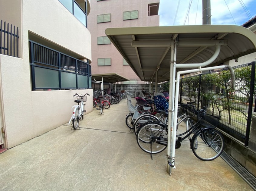 駐輪場 コンフォール