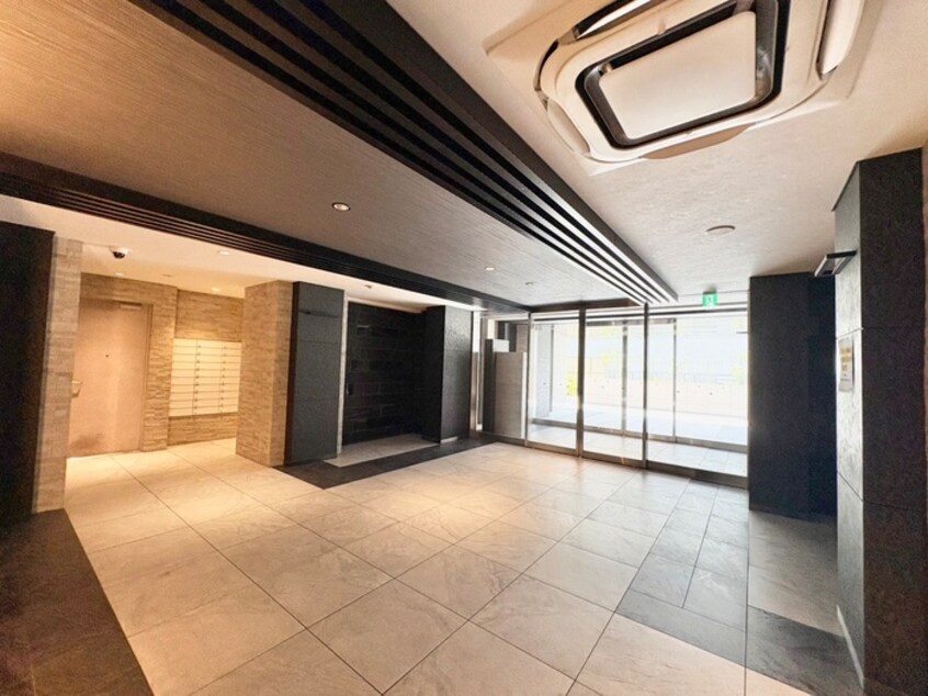 エントランス部分 ミラージュパレス難波幸町