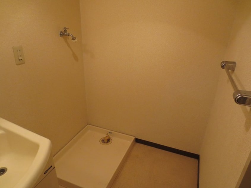 洗濯機置場 ロイヤルオータム