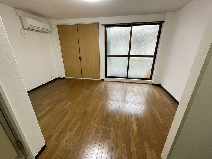 居室 プリモ伊加賀