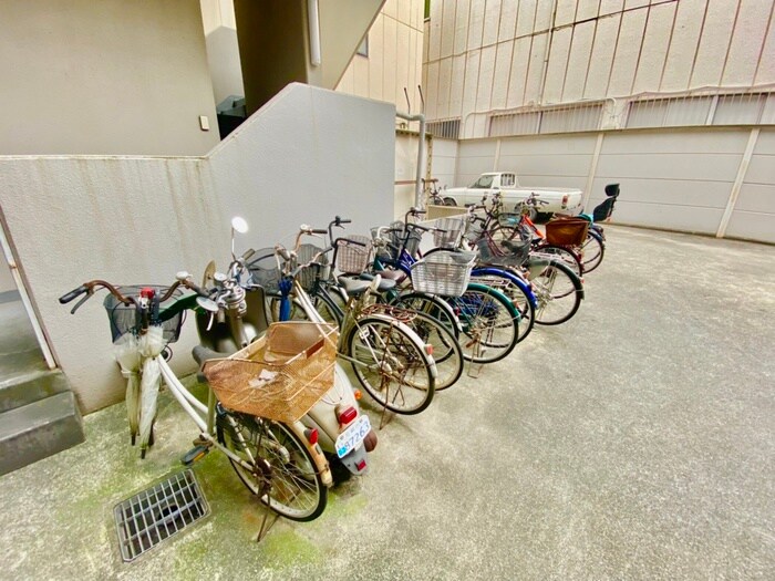 駐輪場 ＮＣマンション巽