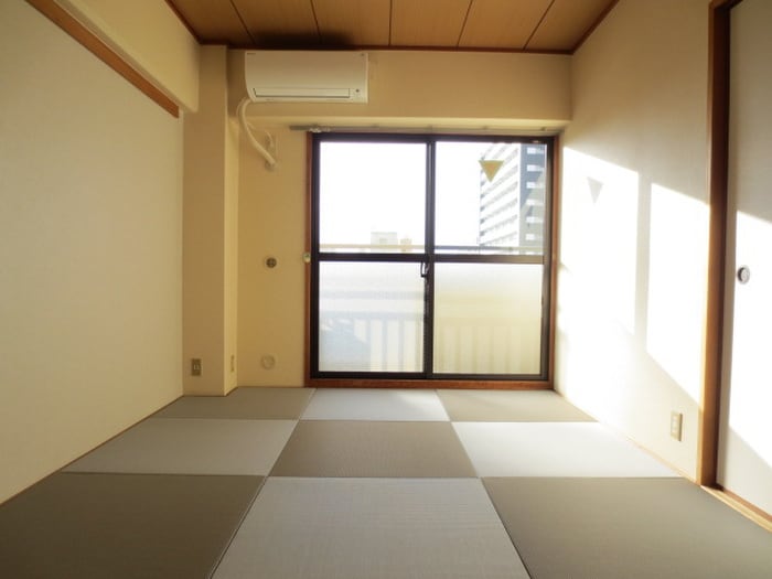 居室 メゾンナニワ