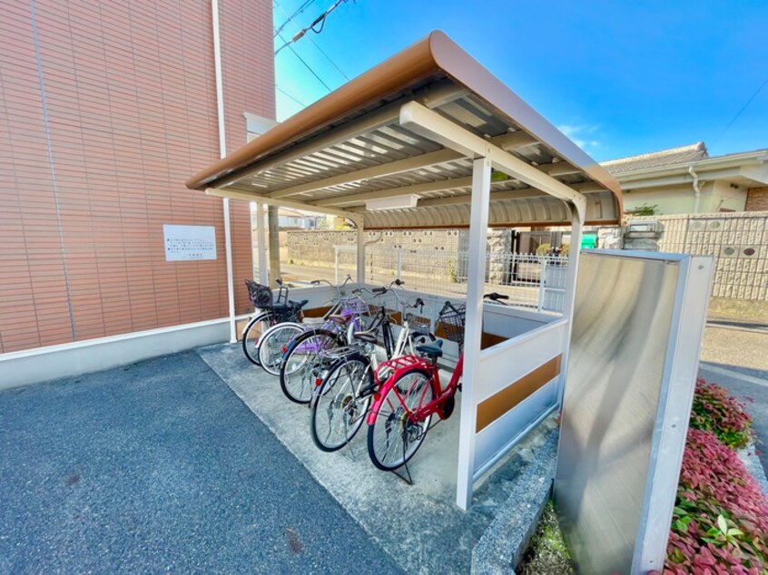 駐輪場 ロベリア・NAKANOⅡ