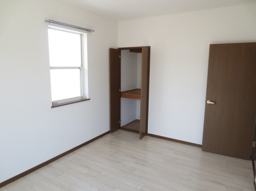 居室 エステ－トピアＮ