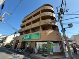レオナイン・ベガ