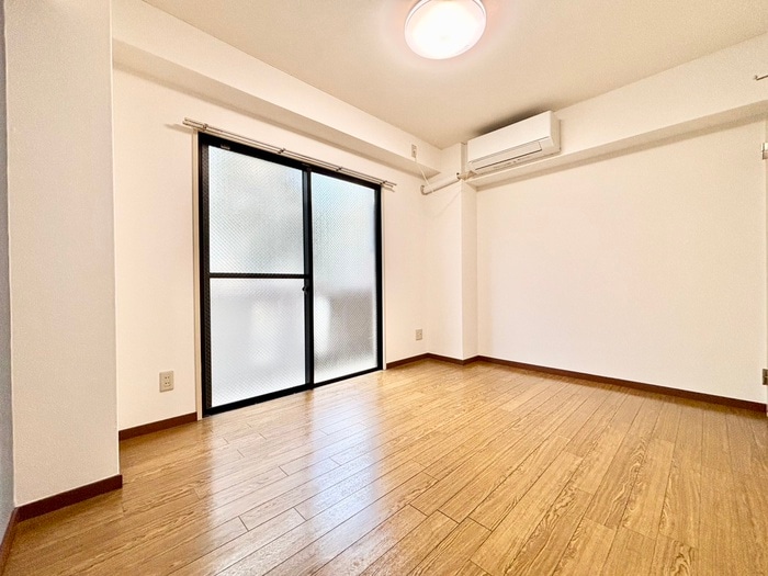 内観写真 リバティ92