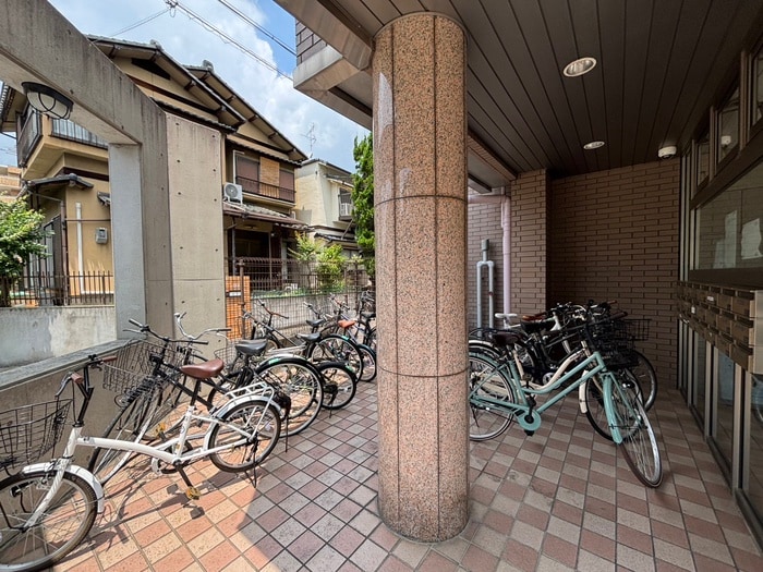 駐輪場 リバティ92