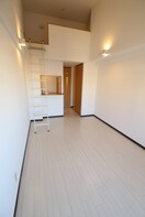 居室 レジディア天神橋