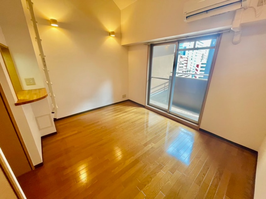 居室 レジディア天神橋