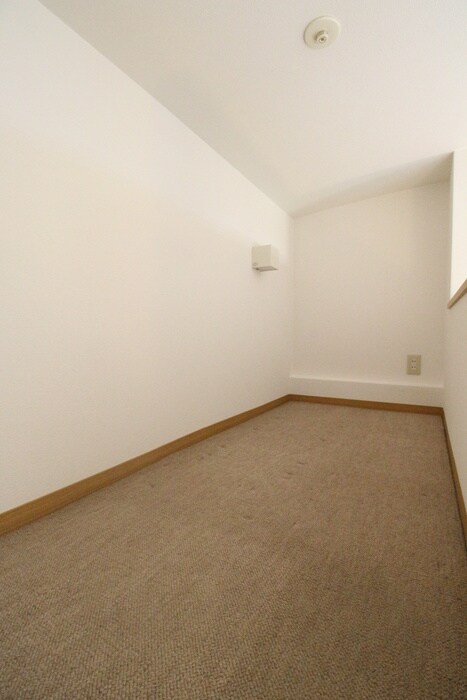 居室 レジディア天神橋