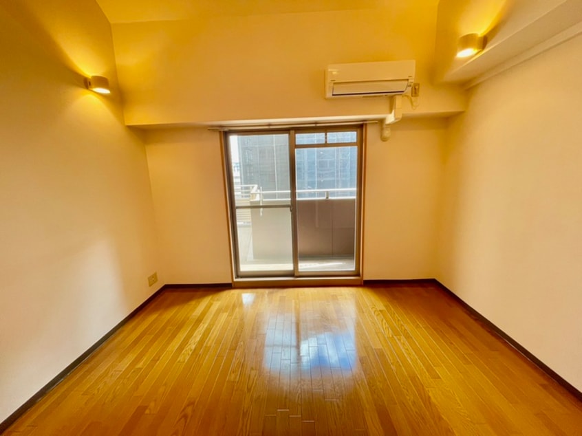 居室 レジディア天神橋