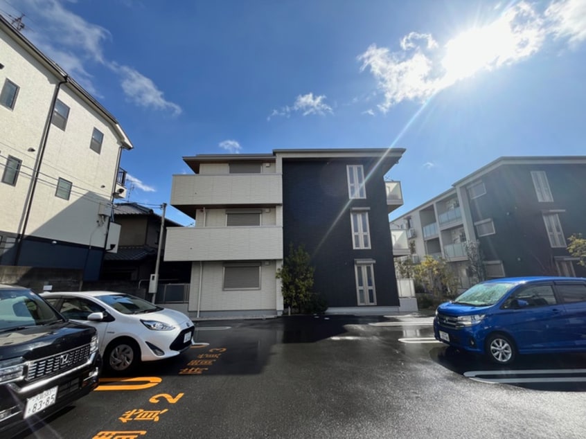 駐車場 シャーメゾン池田旭丘　EAST