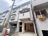 太秦乾町31-10貸家