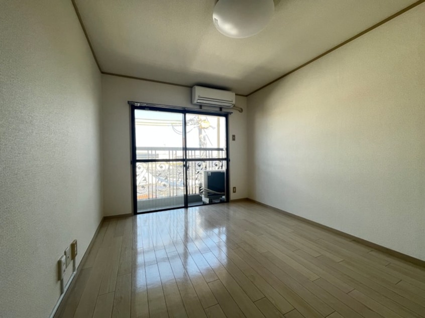 居室 シンコーヴィラ