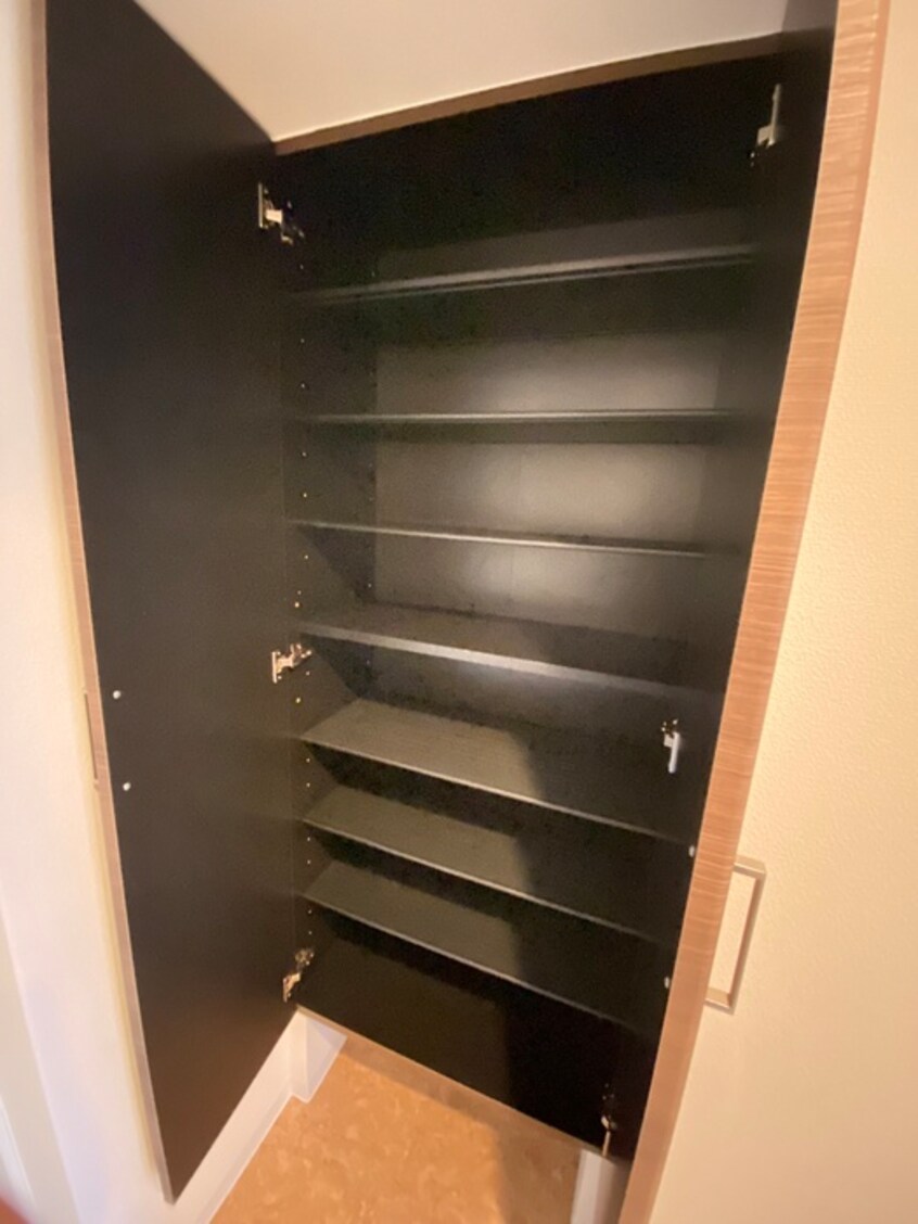 靴箱 Luxe京都西大路