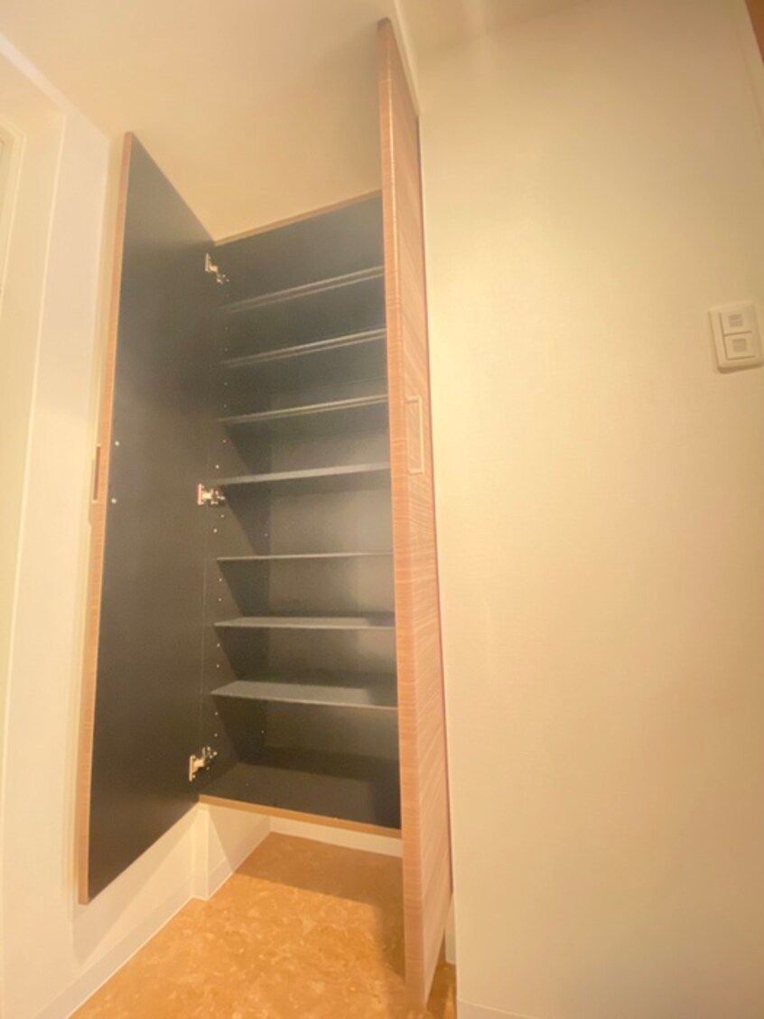 靴箱 Luxe京都西大路