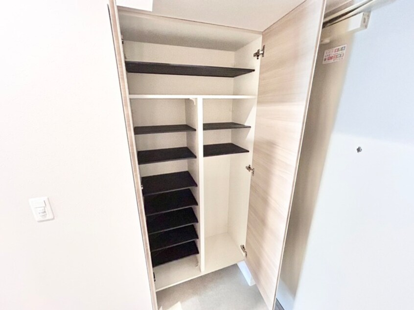 靴箱 Vesta京町堀