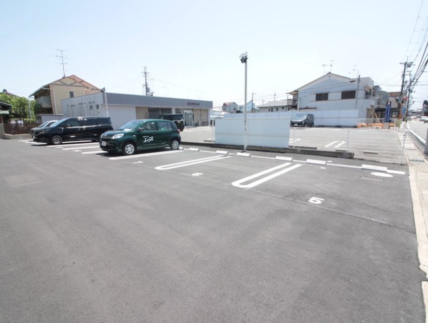 駐車場 アレーズ向日町