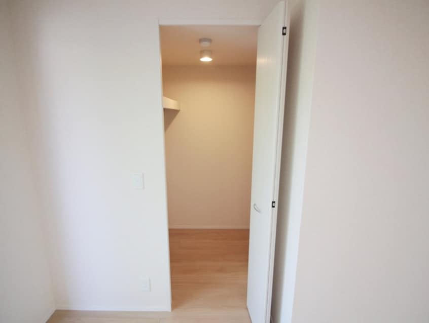 収納 アレーズ向日町