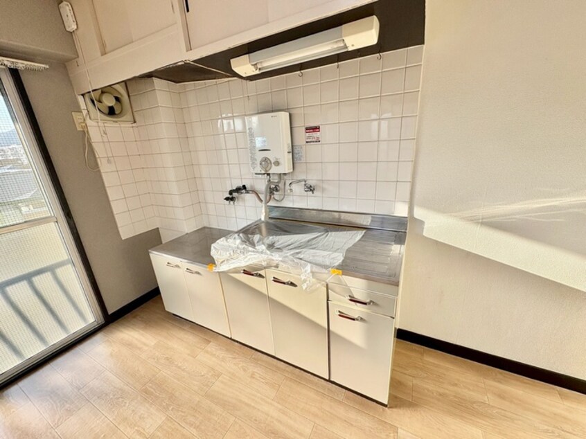 キッチン グランディア六甲ＳＴＯＲＩＡ