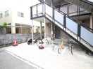 バイク置き場 ヴィラ－ジュみのおＡ
