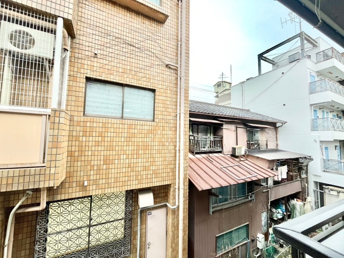 室内からの展望 ヴィラ－ジュみのおＡ
