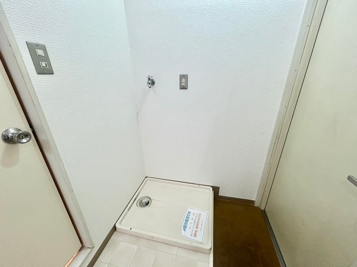 洗濯機置場 ラティエ－ル高辻