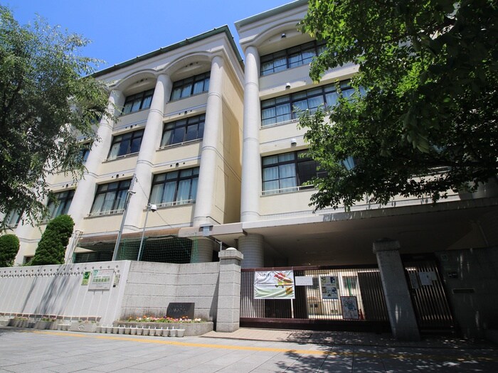 堀川小学校(小学校)まで1000m S-RESIDENCE天満Gracis