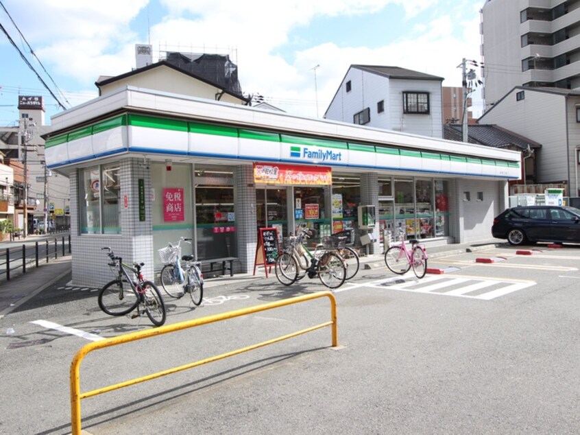 ファミリーマート　新今里三丁目店(コンビニ)まで300m ＳＯＡＲ　ＩＭＡＺＡＴＯ