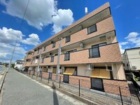 シャルマングレーヌ