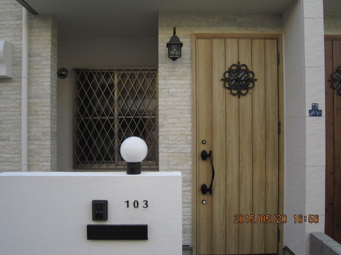 玄関 Ｌａ　Sｔｏｒｉａ