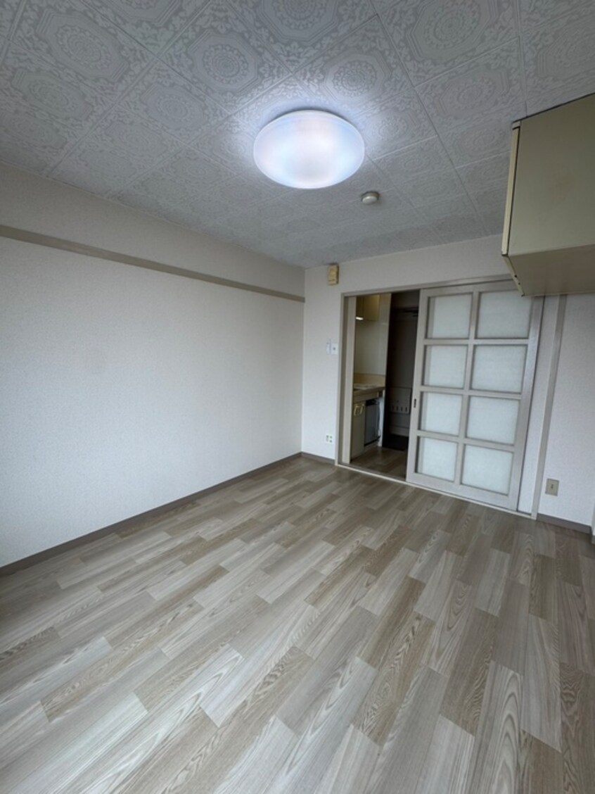 居室 ロイヤル柏原